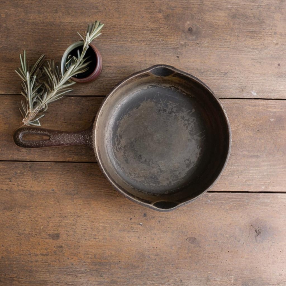Cast Iron Pan #5 Made In USA Wagner Ware ✨ Make An Offer!